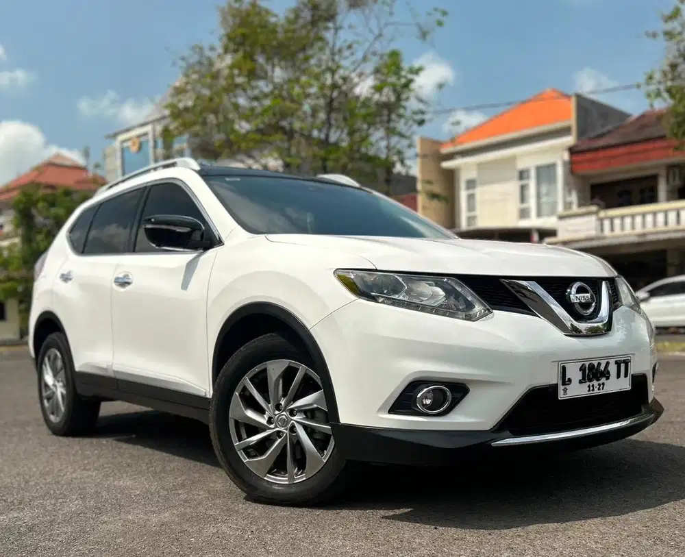 ISTIMEWAH LOW KM 50rb - NISSAN XTRAIL 2.5 T32 CVT 2017 MATIC, DP MINIM