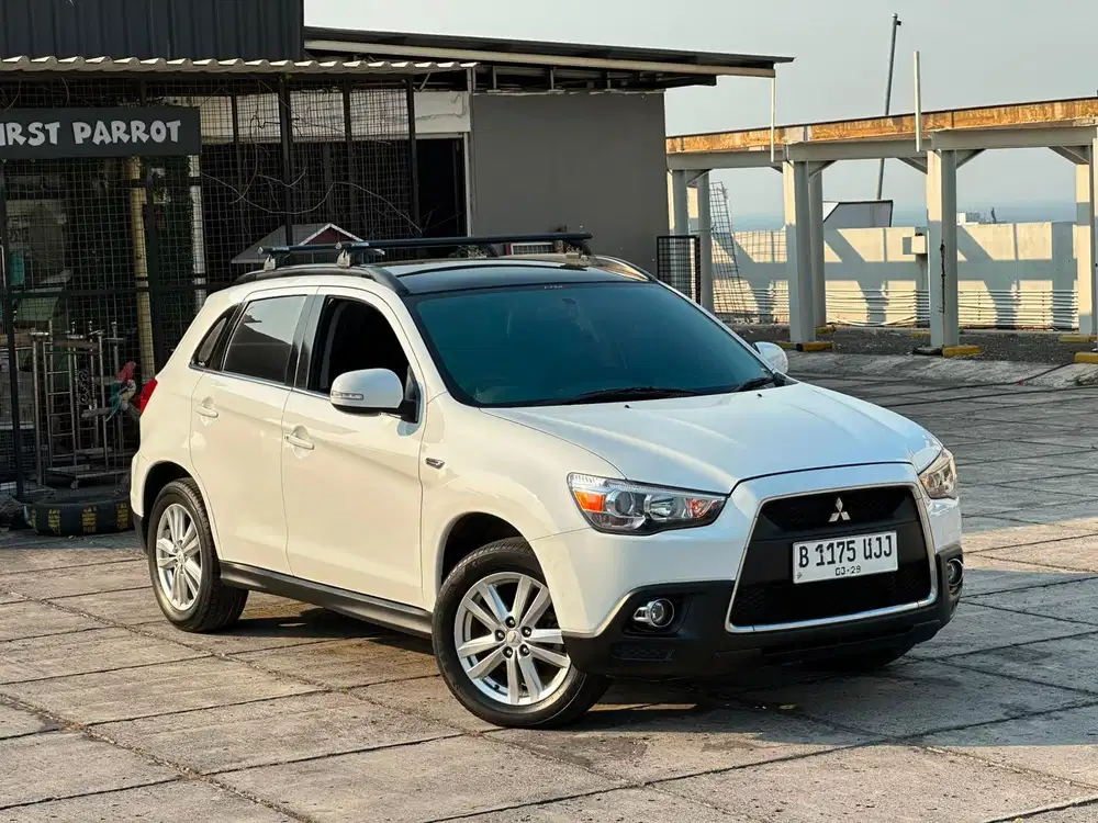 SIAPA CEPAT AJA !! DP 15jt OUTLANDER PX AT 2014 ! PANORAMIC MITSUBISHI