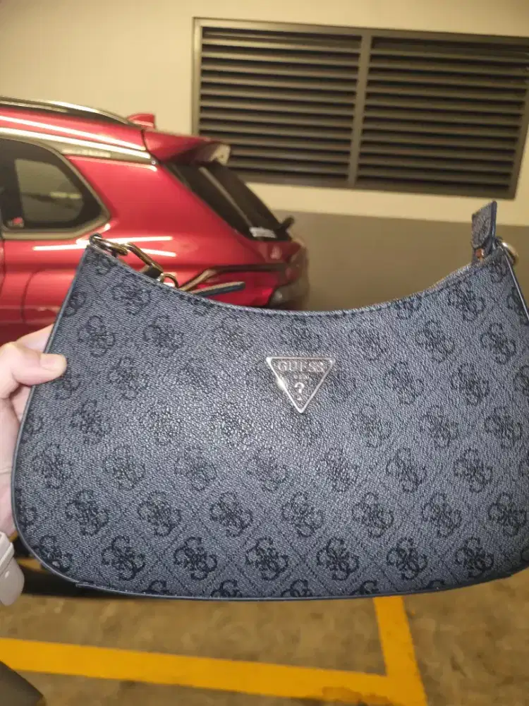 TAS BRANDED GUESS ORIGINAL