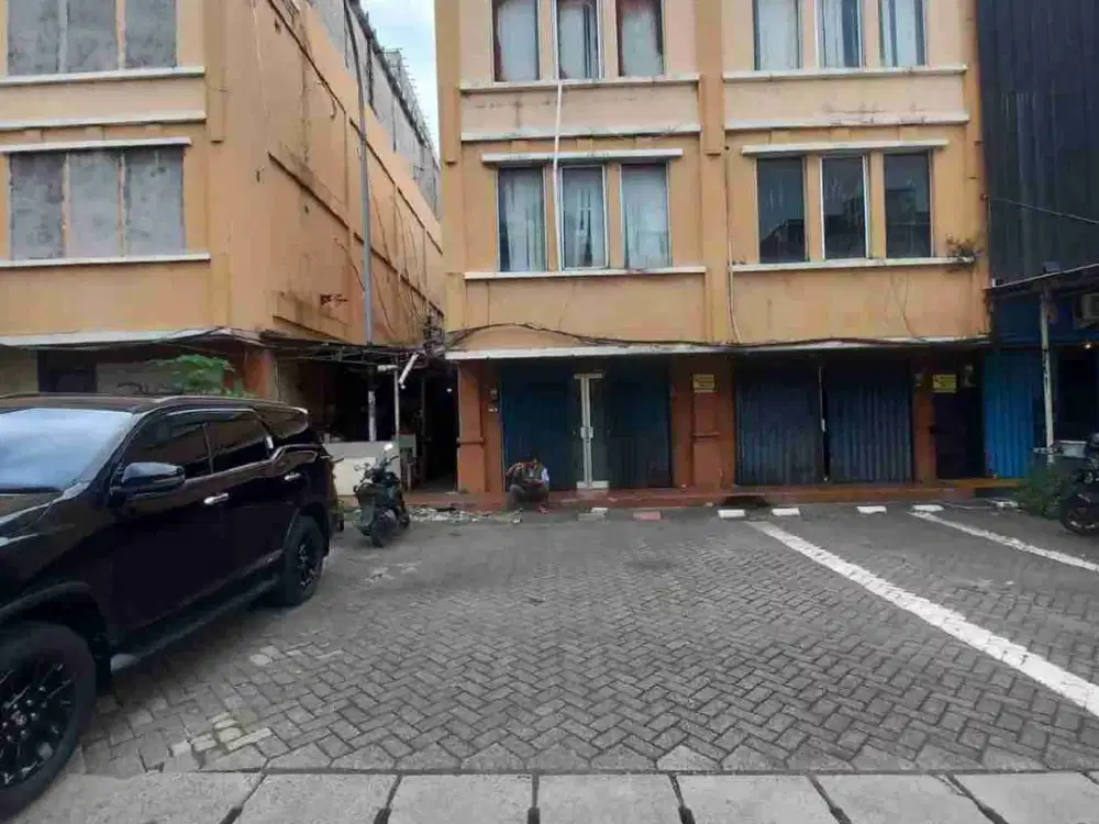 Disewakan Ruko Kokan Permata Kelapa Gading, Jl. Boulevard Bukit Gading Raya, Kelapa Gading Barat, Jakarta Utara