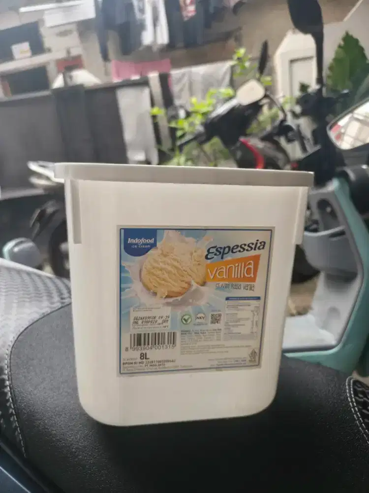 Di jual ember ice cream uk 8liter