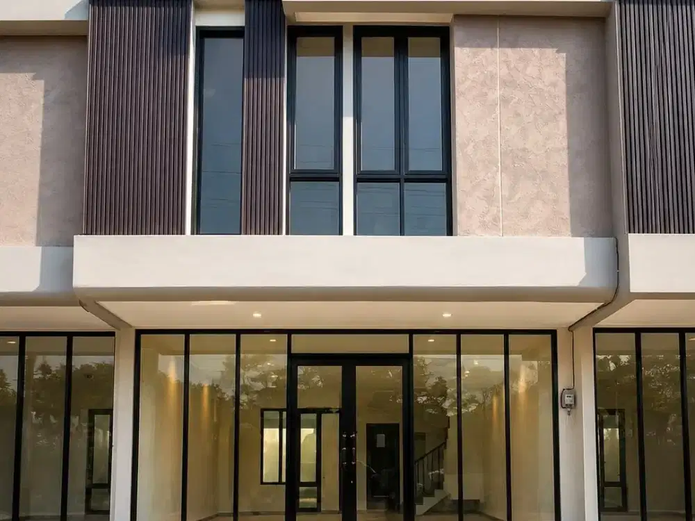 Dijual Ruko 3 LT Baru Gress, Lokasi Super Strategis, Nol Jalan Manyar, Sby