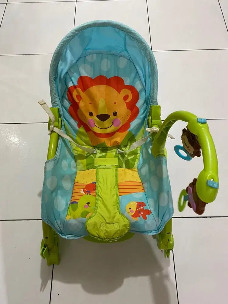 Fisher-Price Infant to Toddler Rocker Kursi Bayi & Balita - Bekas