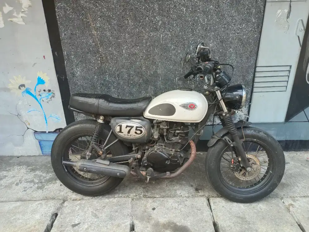 Kawasaki W175 SE