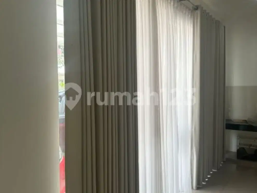 Disewakan Rumah Fully Furnished di Cluster Riverside Pik 2 Tipe Rafflesia 8X10
