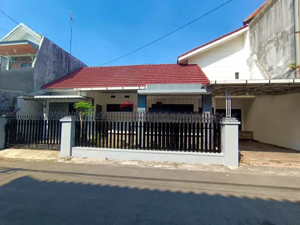Rumah Siap Huni Pusat Kota Malang – Akses 2 Mobil