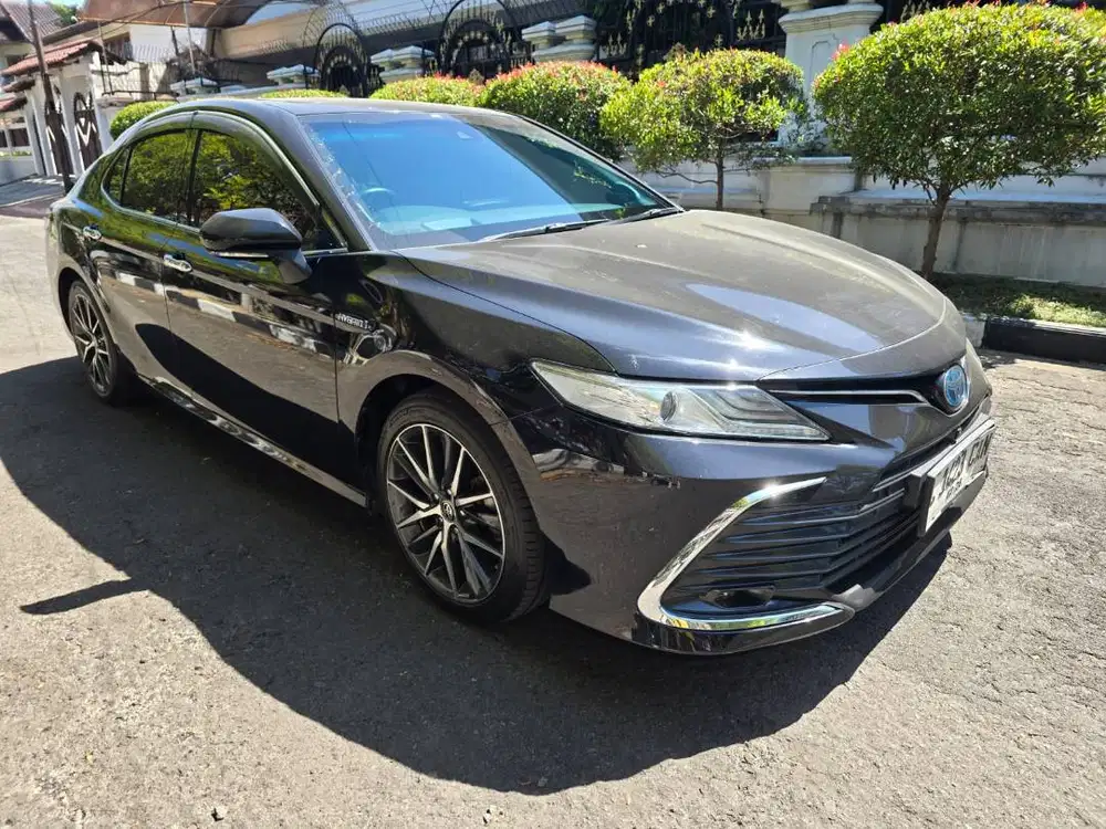 Camry HYBRID 2.5 L AT 2023 - Jual CEPAT