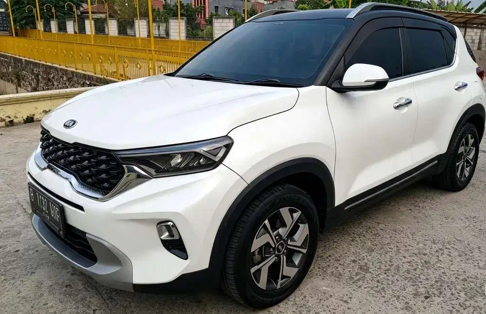 Kia Sonet 2021 AT 3 seater Pemakean 2022 Tgn-1 Siap Pake