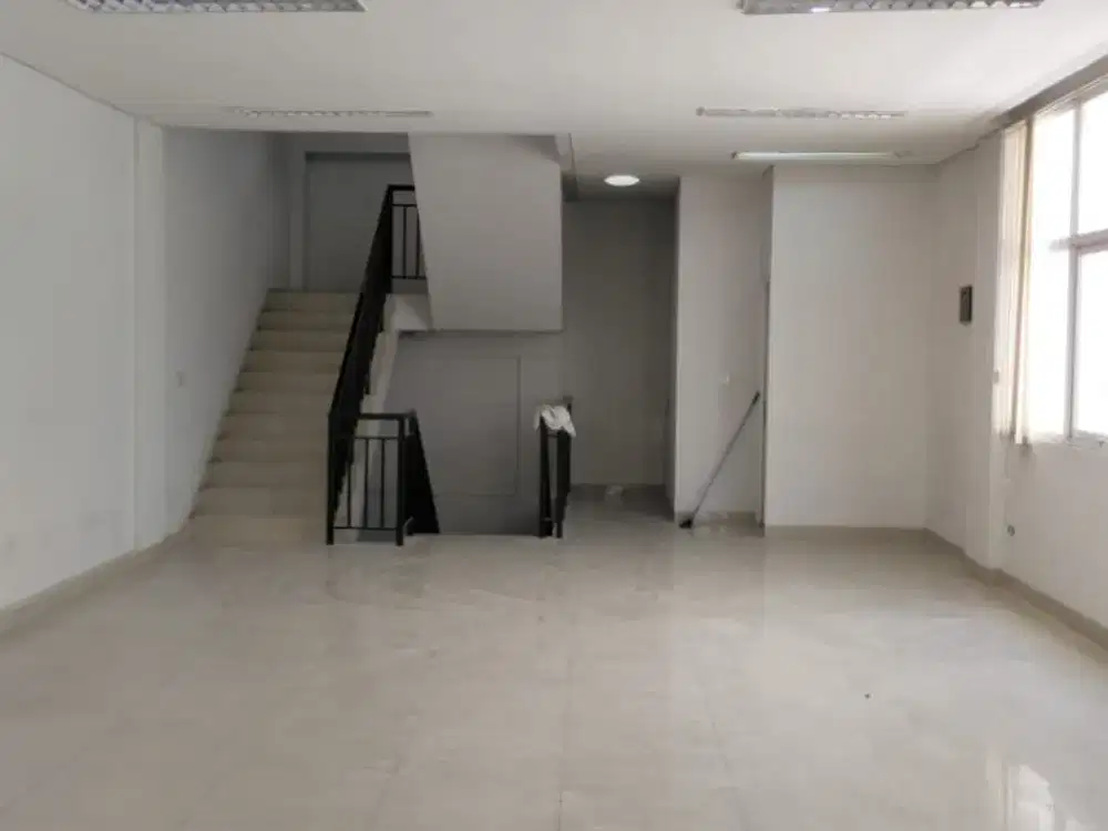 DISEWAKAN RUKO GRAND  ORCHARD  KELAPA GADING JAKARTA UTARA