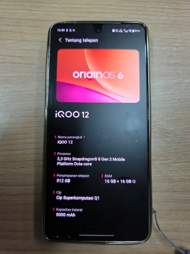 Dijual iQOO 12 16GB/512GB - Kamera Zoom 100x & Performa Monster