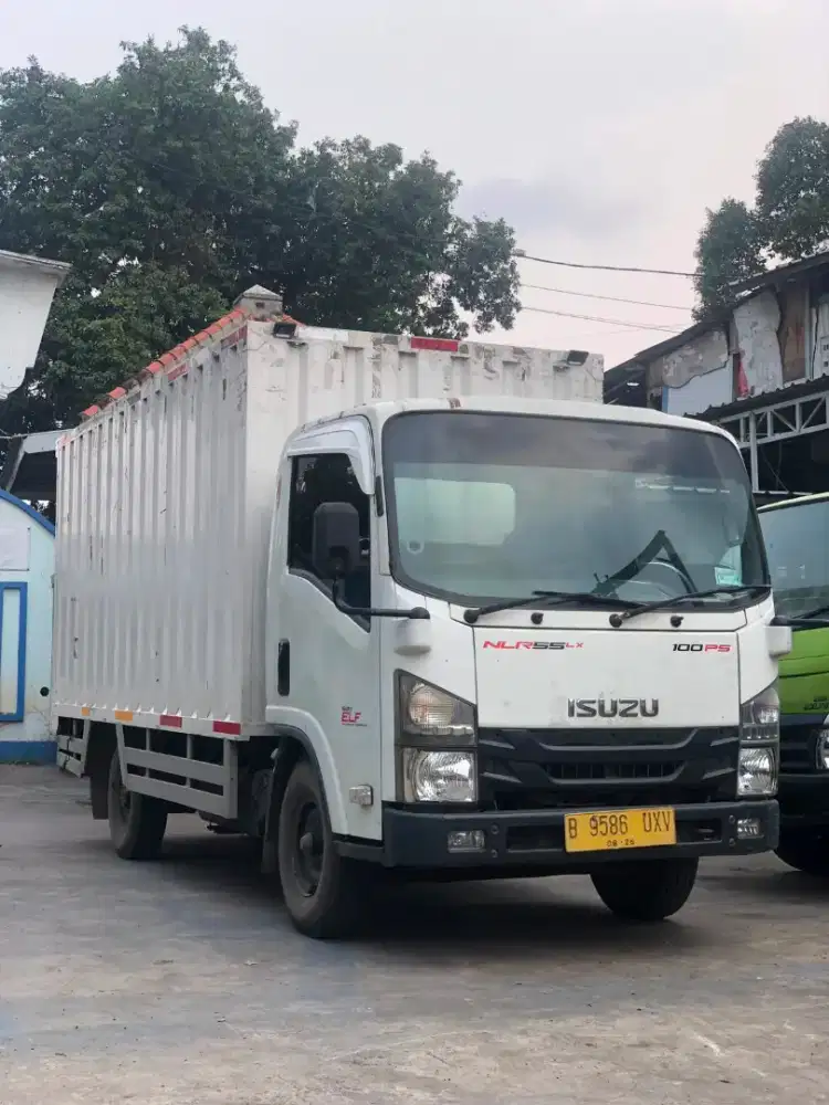 Isuzu GIGA NLR55LX ps100 engkel Long box 15 kubik 2021