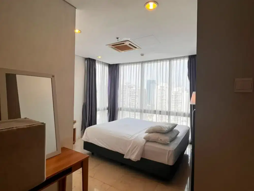 Disewakan Apartemen Murah The Grove Tower Empyreal 2+1 BR Semi Furnished di CBD Kuningan