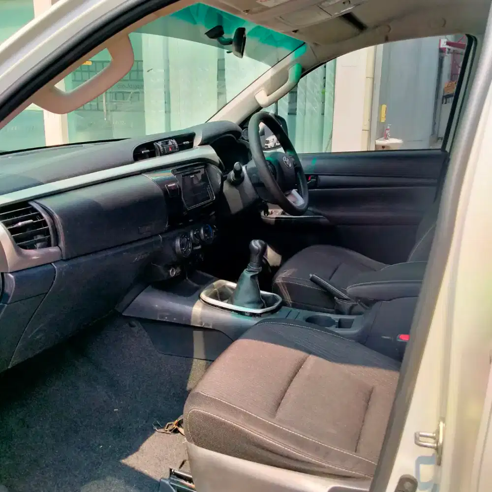 TOYOTA HILUX DC G 2.4 4X4 MT 2022