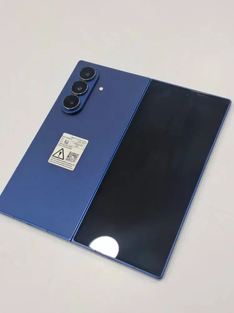 Ex Display !! Samsung Galaxy Zfold 7 12/256GB Like New !!!