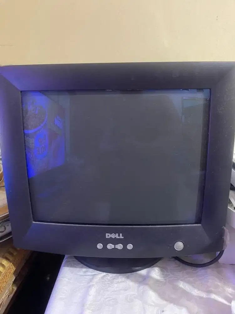 Monitor second Merek Dell