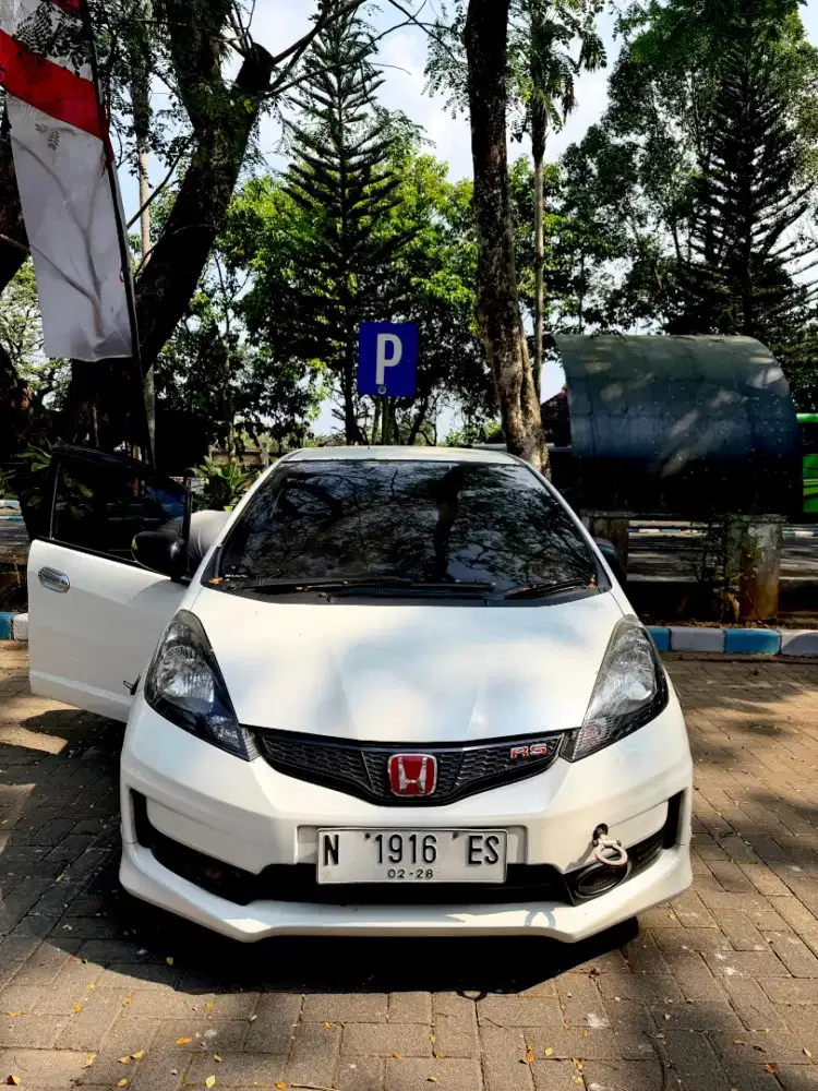 Honda jazz rs 2013 matic