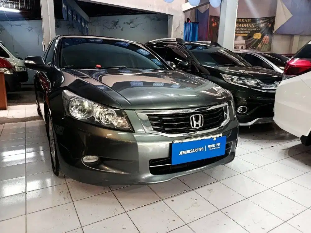 HONDA 2009 ACCORD 2.4 VTIL AT ABU
JL.RAYA JEMURSARI MOBIL 1717