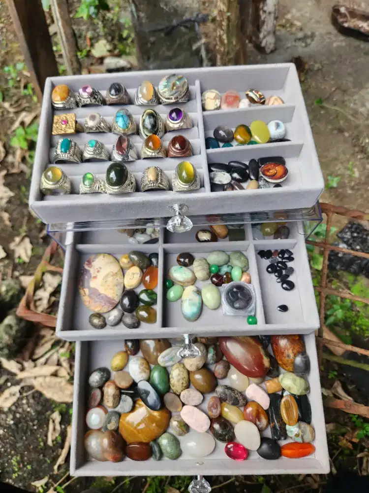 Beragam batu cincin