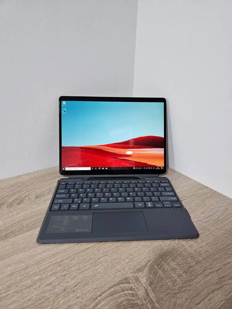Microsoft Surface Pro X SQ1 LTE Cellular eSim 8GB 256GB + Keyboard