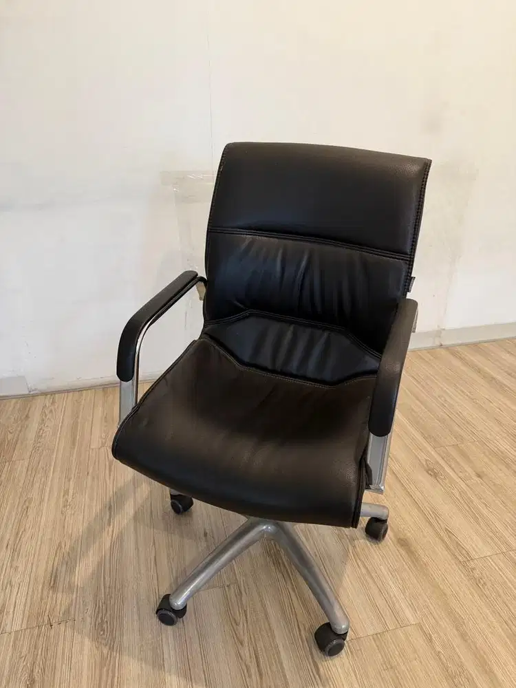 Kursi Kantor Informa Tipe Council 2
