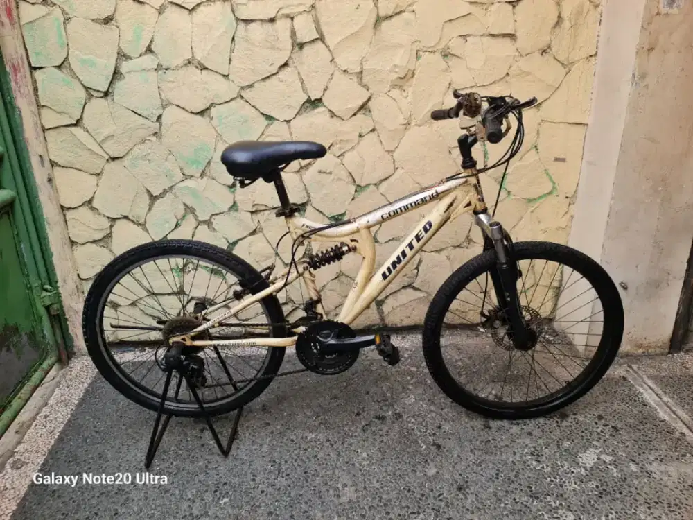 Jual butuh sepeda MTB united uk 24 gigi 3x6 speed fungsi normal