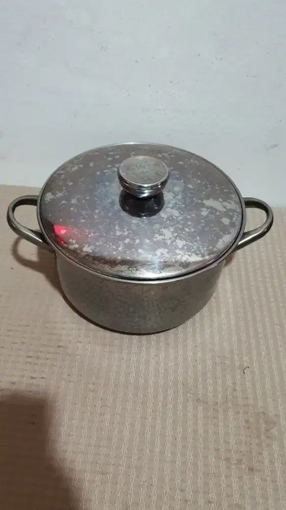 Panci masak kapasitas 2.5 liter