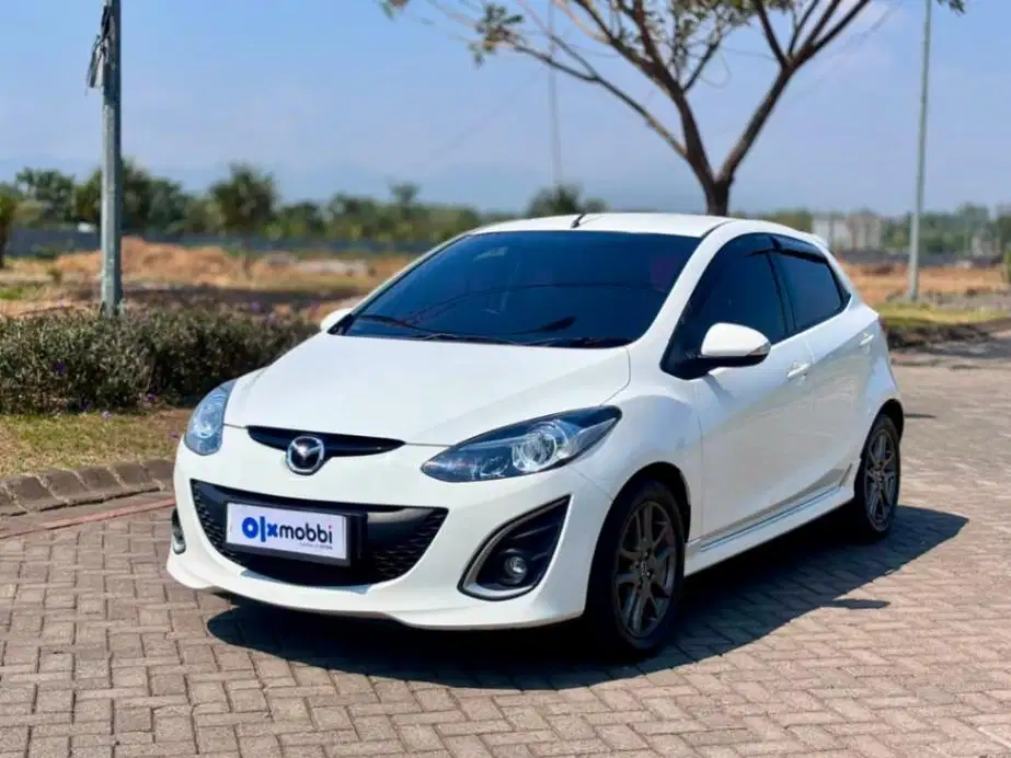 Mazda 2 1.5 R Bensin OTOMATIS 2014 AGTE