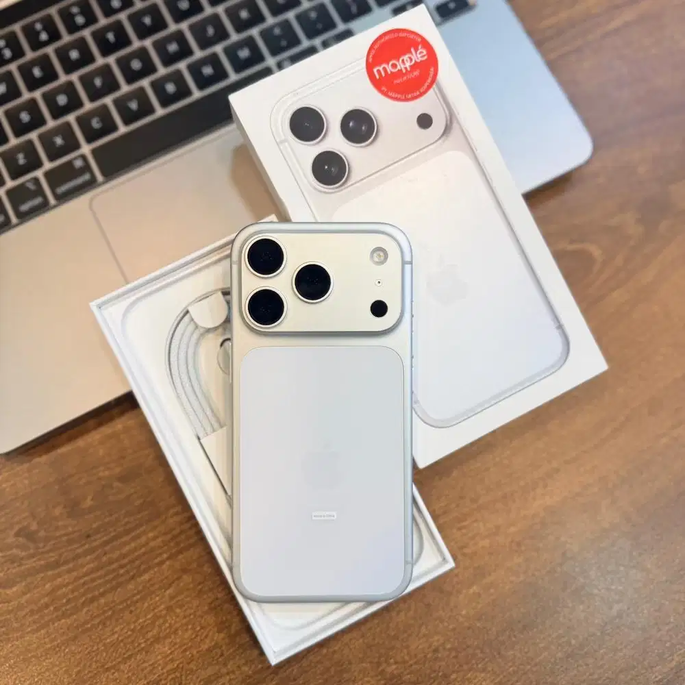 Iphone 17 pro 256Gb silver ibox bisa tukar tambah