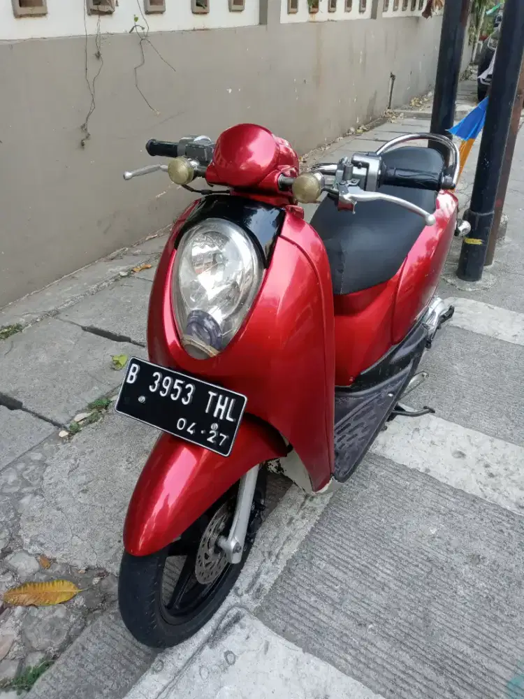 HONDA SCOOPY KARBU THN 2012