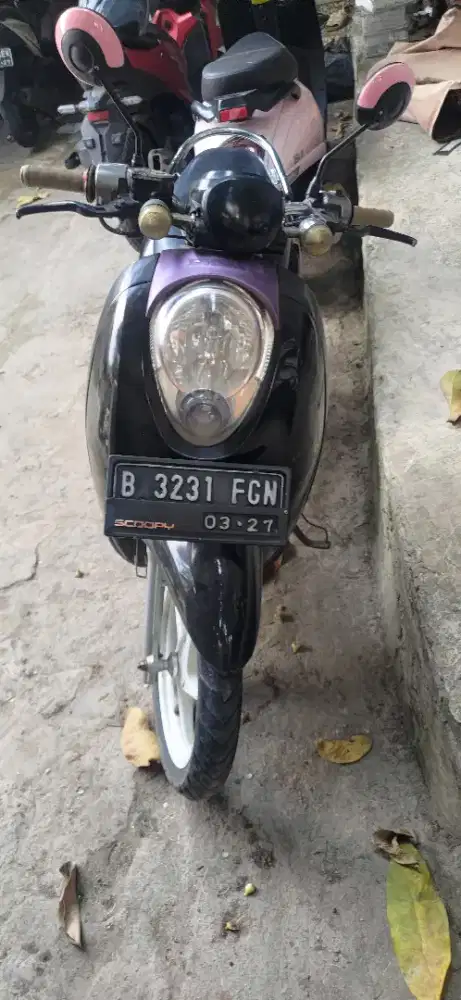 Honda Scoopy 2012