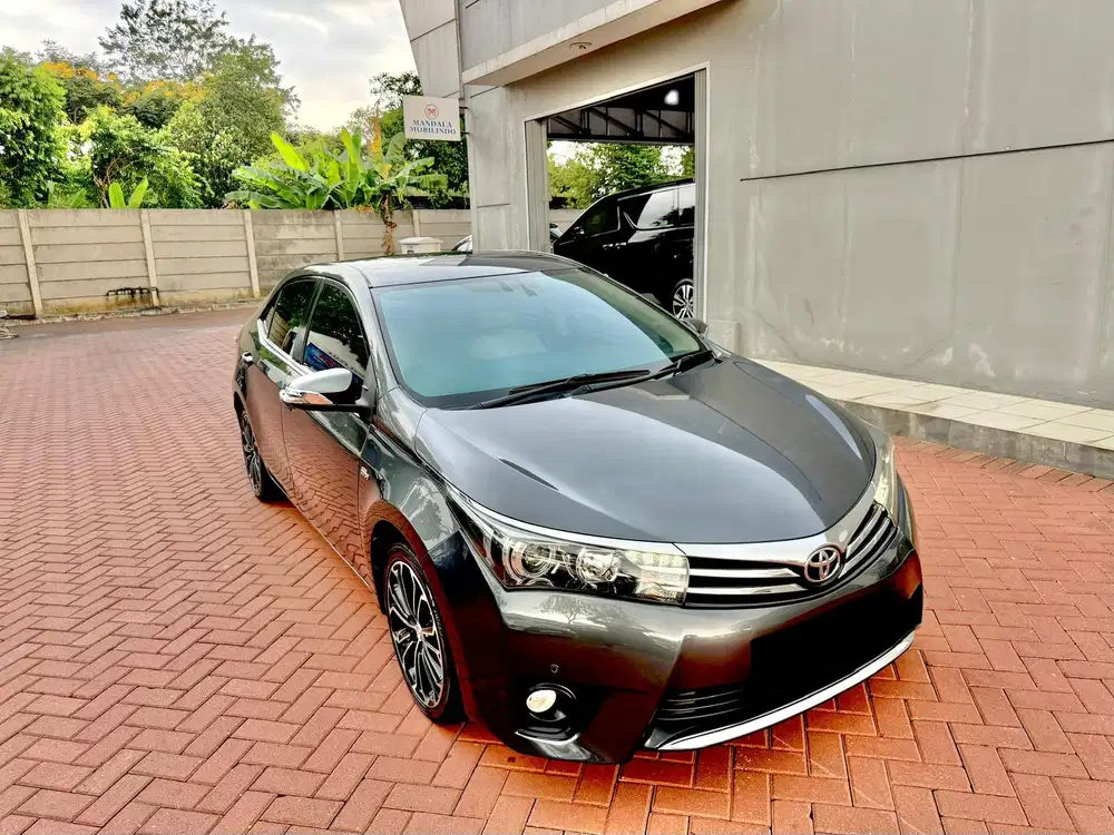 Toyota Altis 1.8 V 2013 AT gray metallic