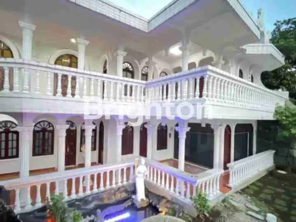 Rumah Mewah Murah 3 Lantai Rooftop Kota Jogja