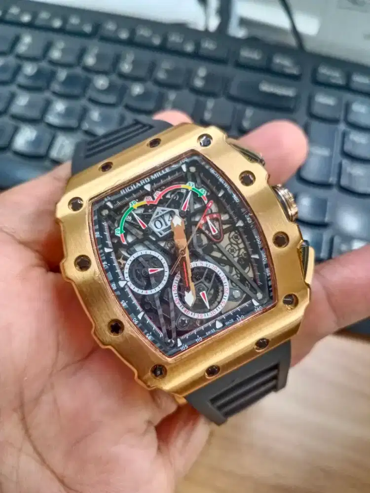 Jam pria RM sat set saja lok juanda