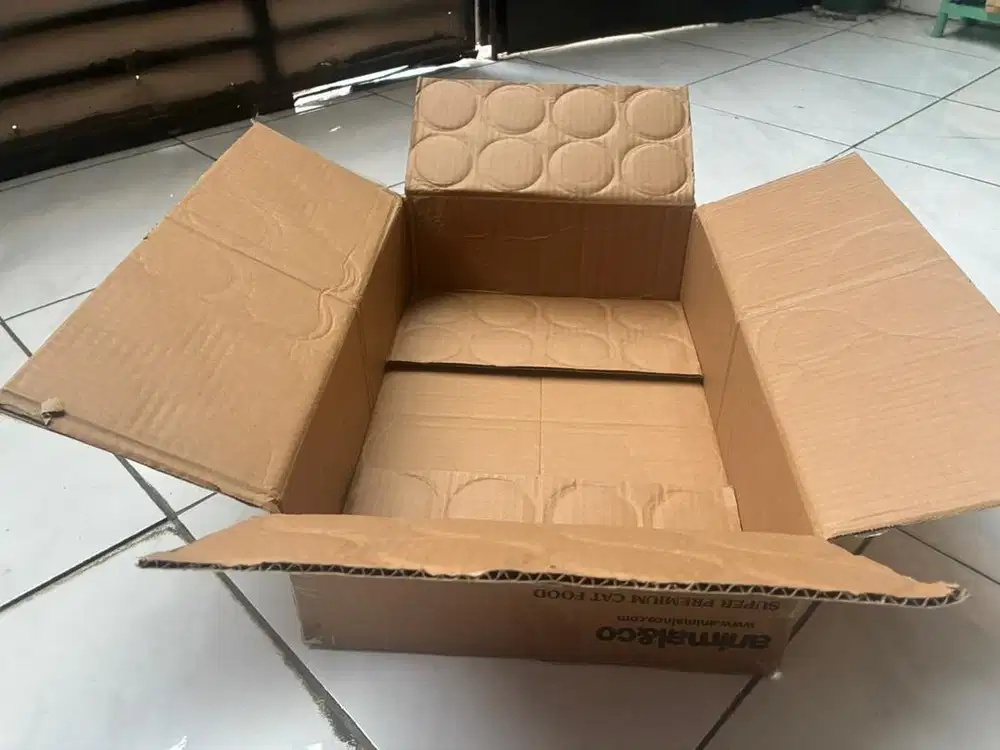 Dijual Kardus Bekas Tebal Untuk Packing