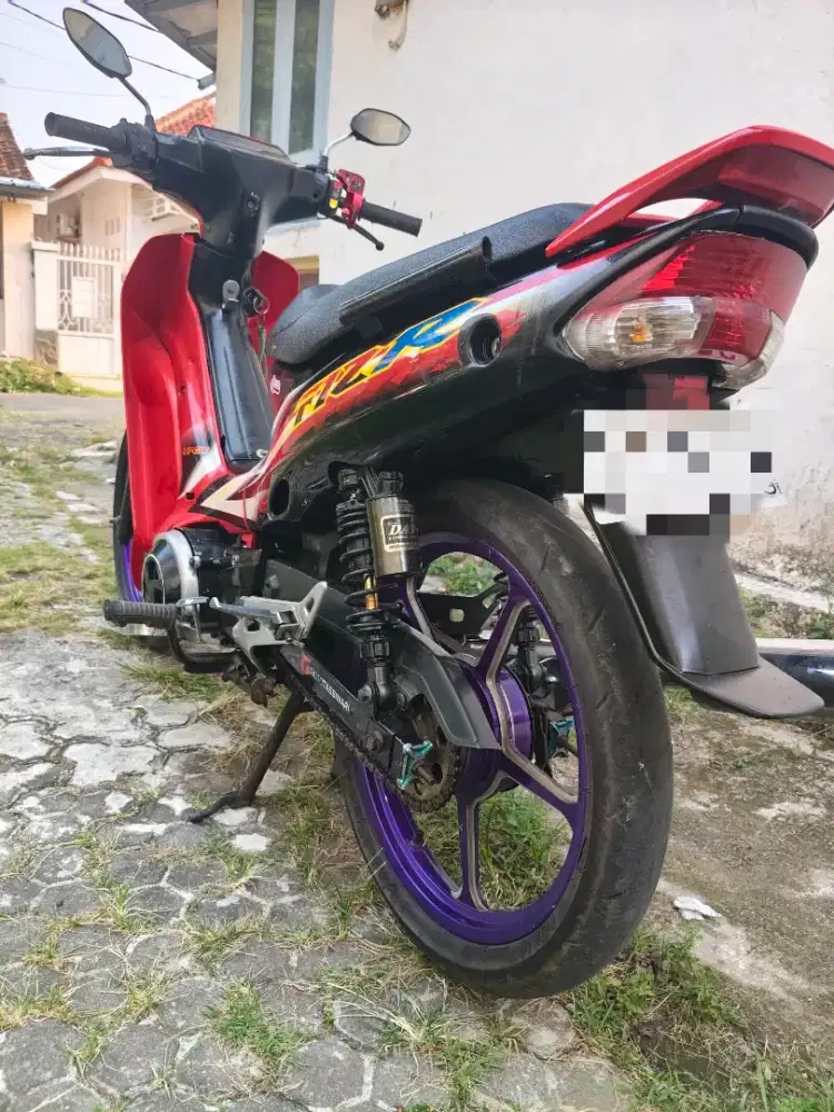 Di jual F1Zr 2003