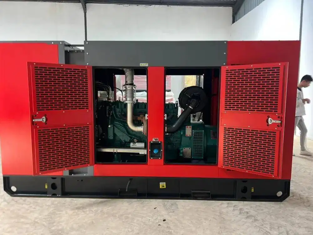 genset Yuchai ultra silent 900kva