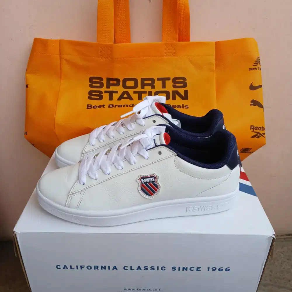 Sepatu KSWISS original (preloved)