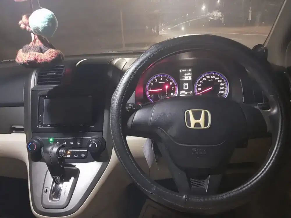 Mobil crv 2009 bensin