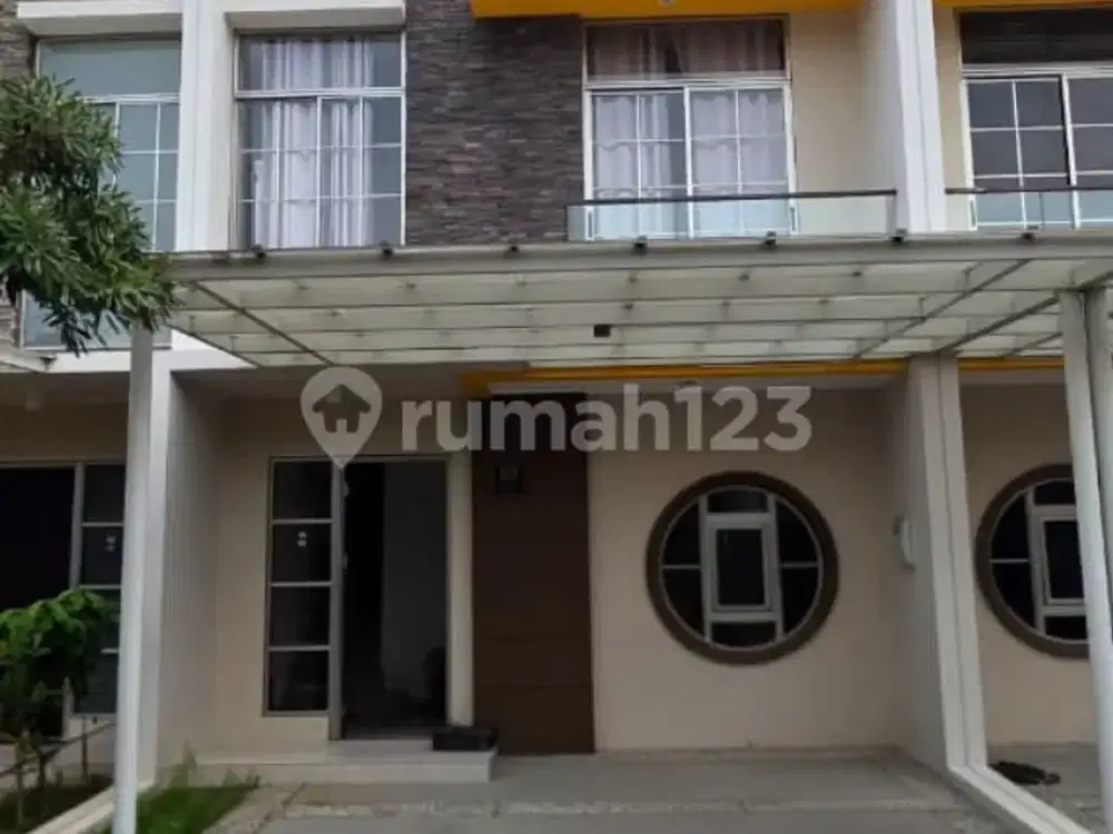 Disewakan Rumah Cluster Miami 6 X 10 Pik 2