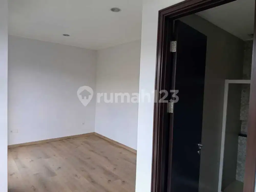 disewakan rumah 6 x 15m cluster harmony Golf island PIK