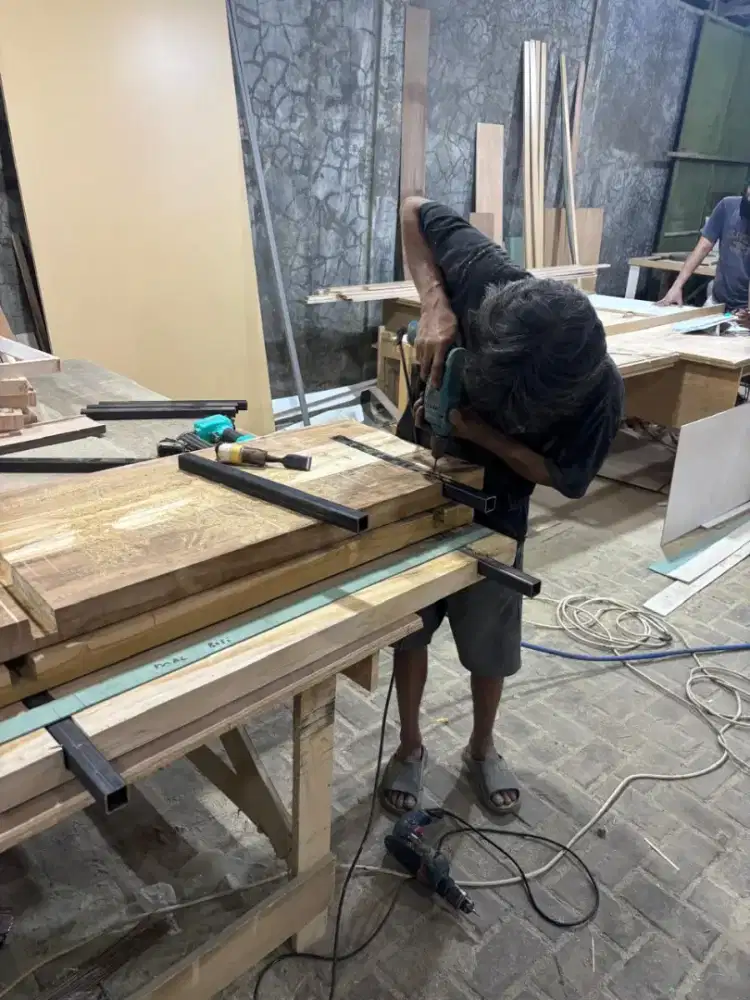 Tukang Kayu HPL Harian / Borongan upah