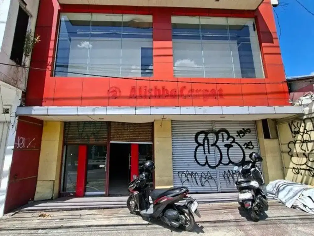 Ruko Strategis Dekat Plaza Ambarrukmo - Lokasi Bisnis Premium