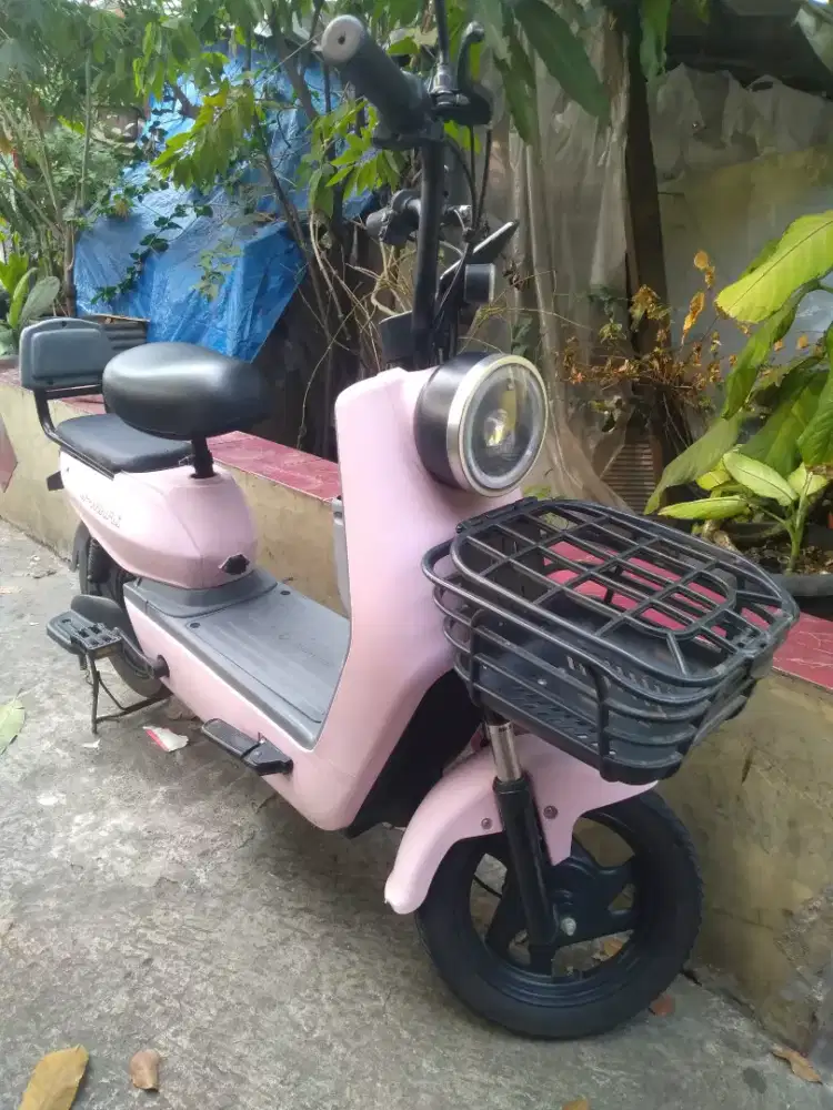 Speda listrik uwinfly D7