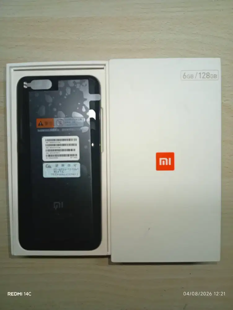 Xiaomi Mi 6 lokasi lenteng agung
