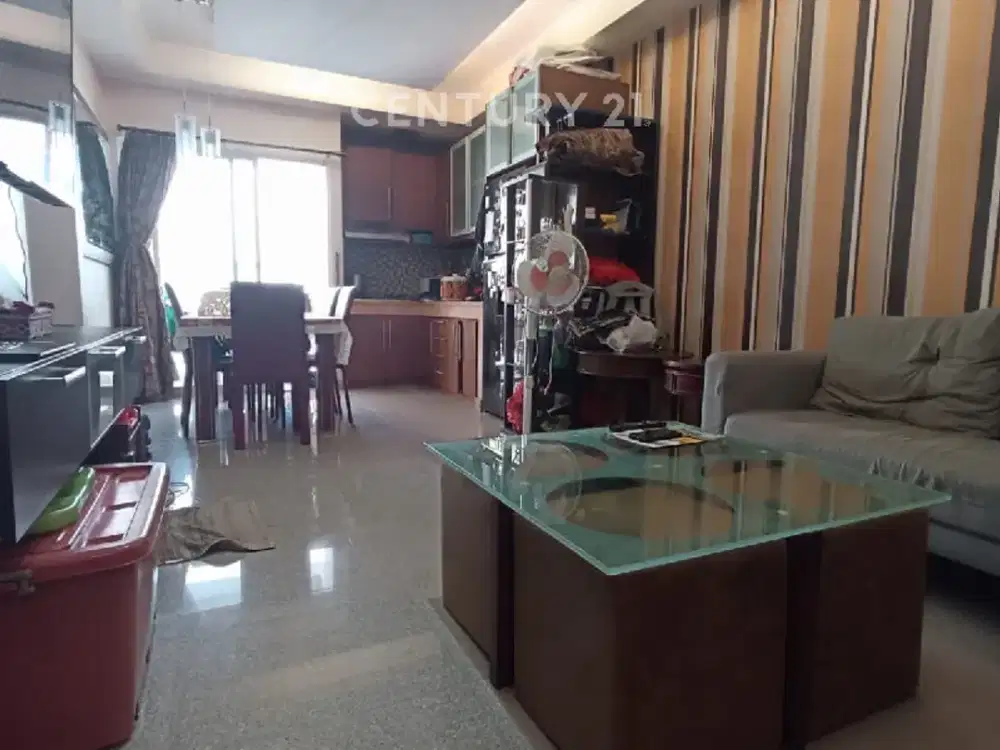 HIGH FLOOR APARTEMEN MEDITERANIA KEMAYORAN 3+1 BR VIEW KOLAM