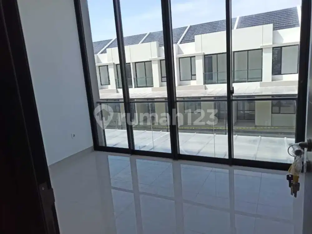 Disewa Rumah Murah Pik 2 Cluster Bagus Strategis Aman Nyaman