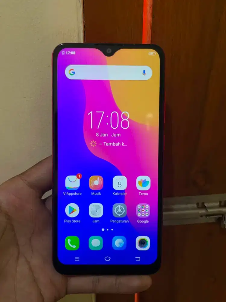 Jual hp Vivo Y1s ram 2)32 mulus no minus pemakaian cewe