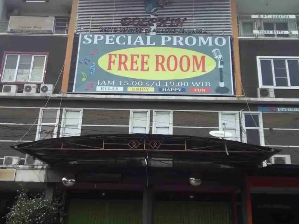 Disewa & dijual ruko gandeng ex cafe jalan raya kalimalang