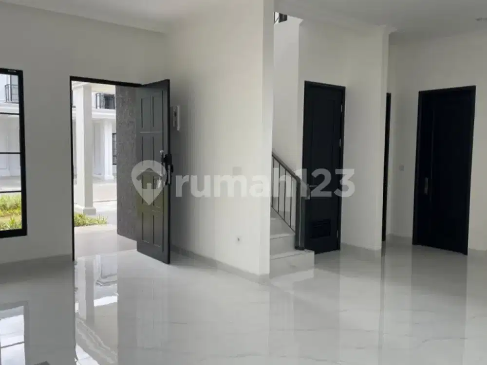 Disewakan rumah villa pasir putih 10 x 15 PIK 2