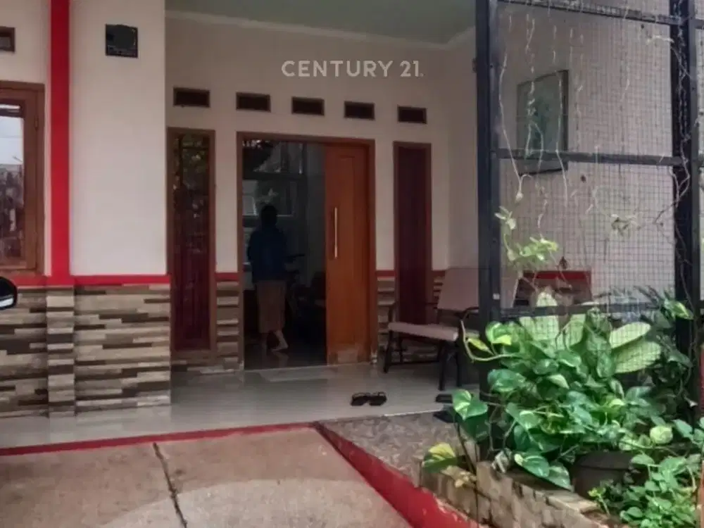 Dijual Rumah Bagus Dan Nyaman Di UtanKayu Jakarta Timur